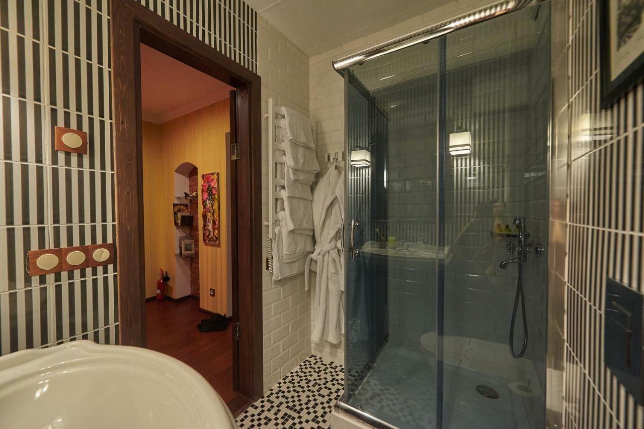 Quarter Aparthotel Lviv Exterior photo